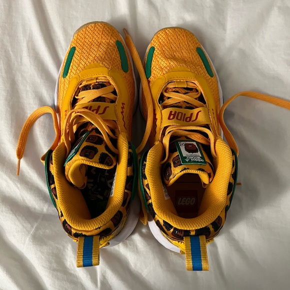 Mens Adidas D.O.N Issue #3 Lego Sneakers  Size 6 - Picture 1 of 9